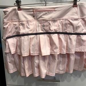 Lululemon Pacesetter pink/gray skirt size 10 tall